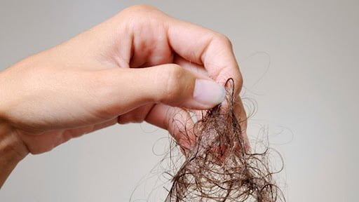 Rambut gugur, Rambut nipis, Sikat penuh rambut